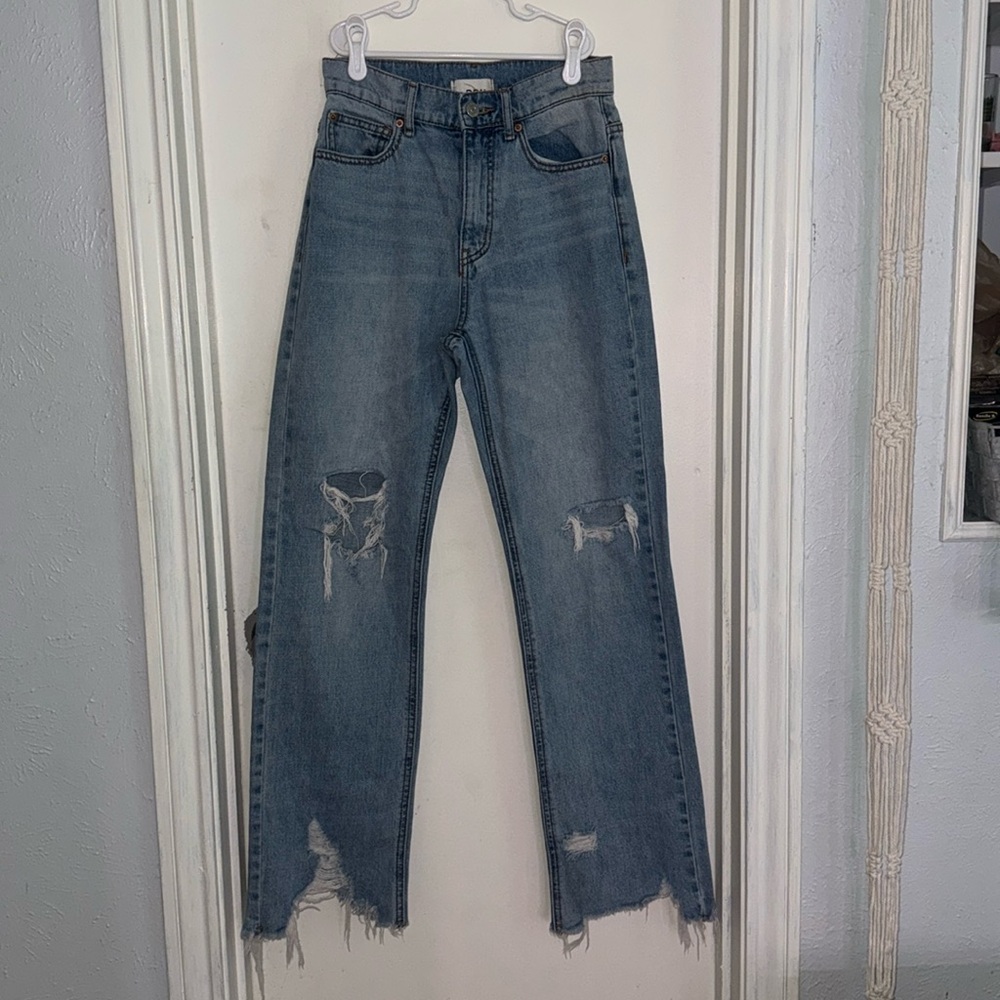 Baggy mom jeans